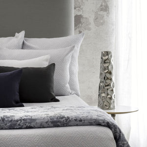 St Genève Scala Matelassé in Grey colourway