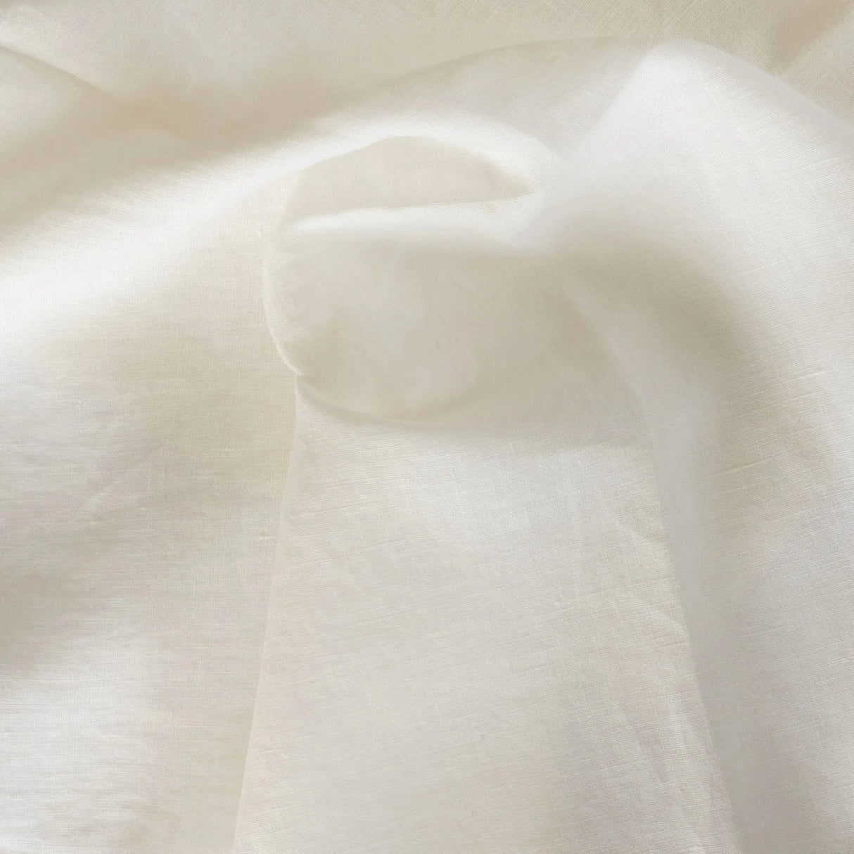 St Genève Echo Linen in Vanilla
