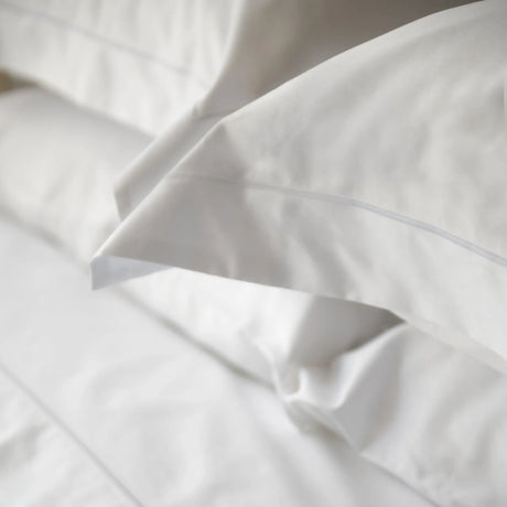 St Genève Grand Veneto Pillow Shams in white @ TMASC