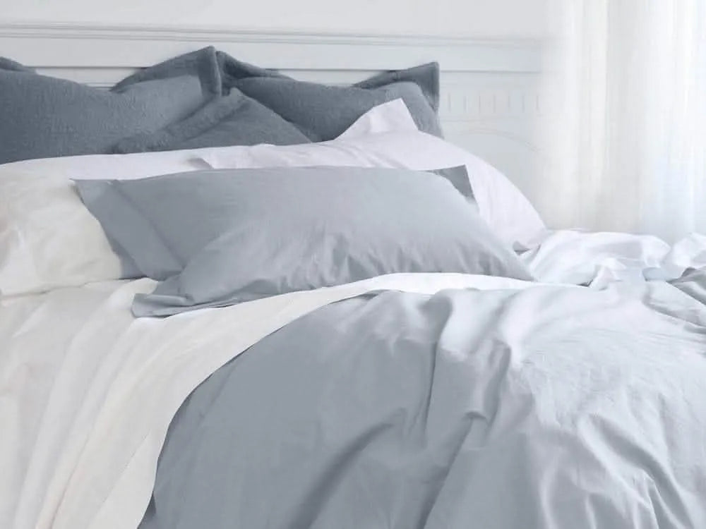  St Genève Venice sheeting in a discontinued colour