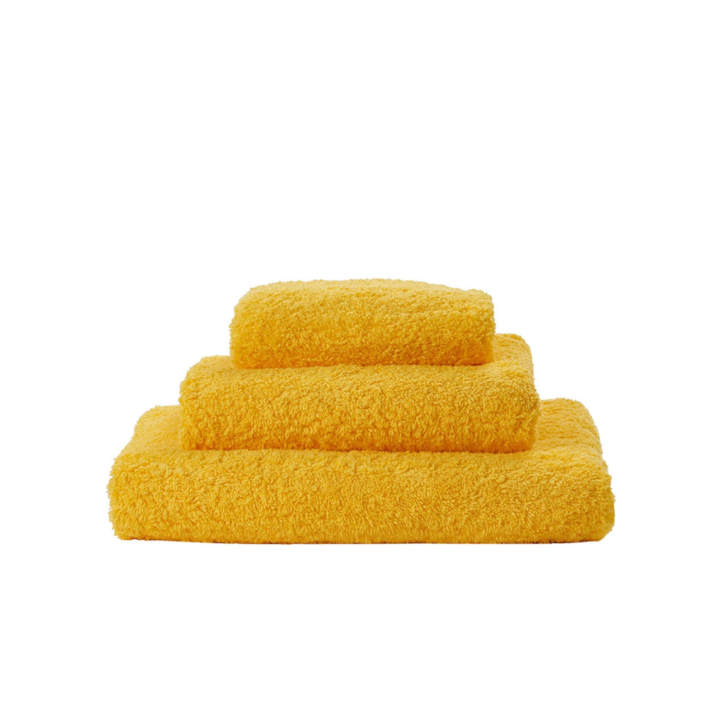 Super Pile Towels in 830 Banane 