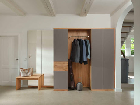TEAM 7 cubus entry hall bench. photo: TEAM 7 - Available in Canada at The Mattress & Sleep Co.