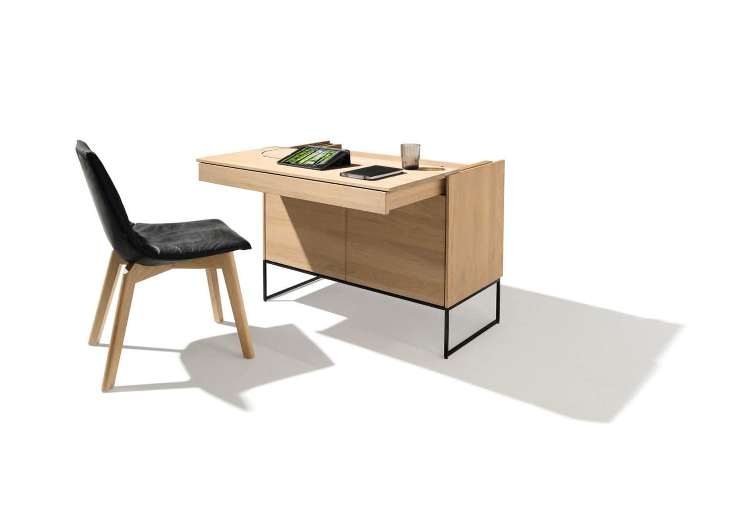 TEAM 7 filigno writing desk. photo: TEAM 7 - Available in Canada at The Mattress & Sleep Co.