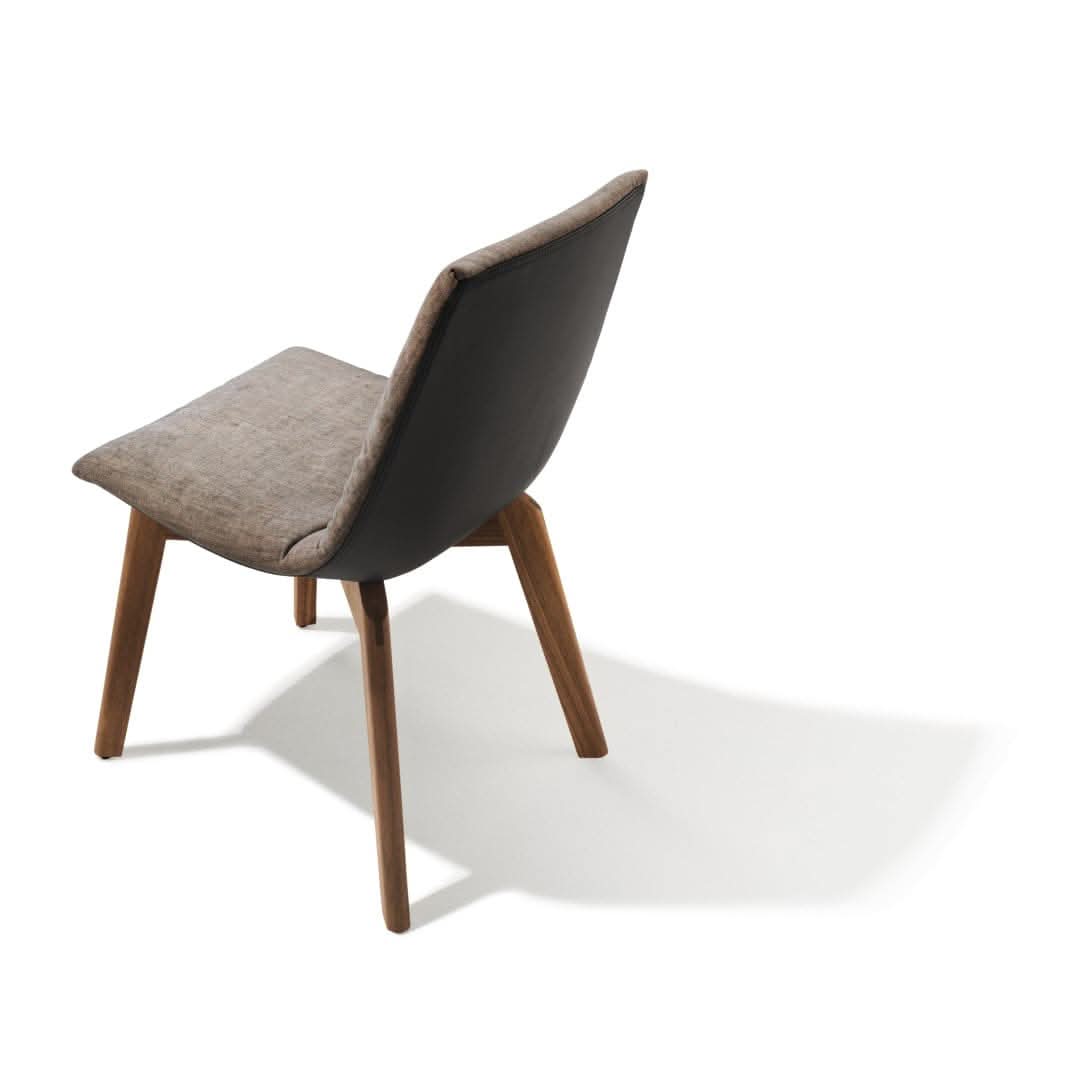 TEAM 7 lui chair. photo: TEAM 7 - Available in Canada at The Mattress & Sleep Co.