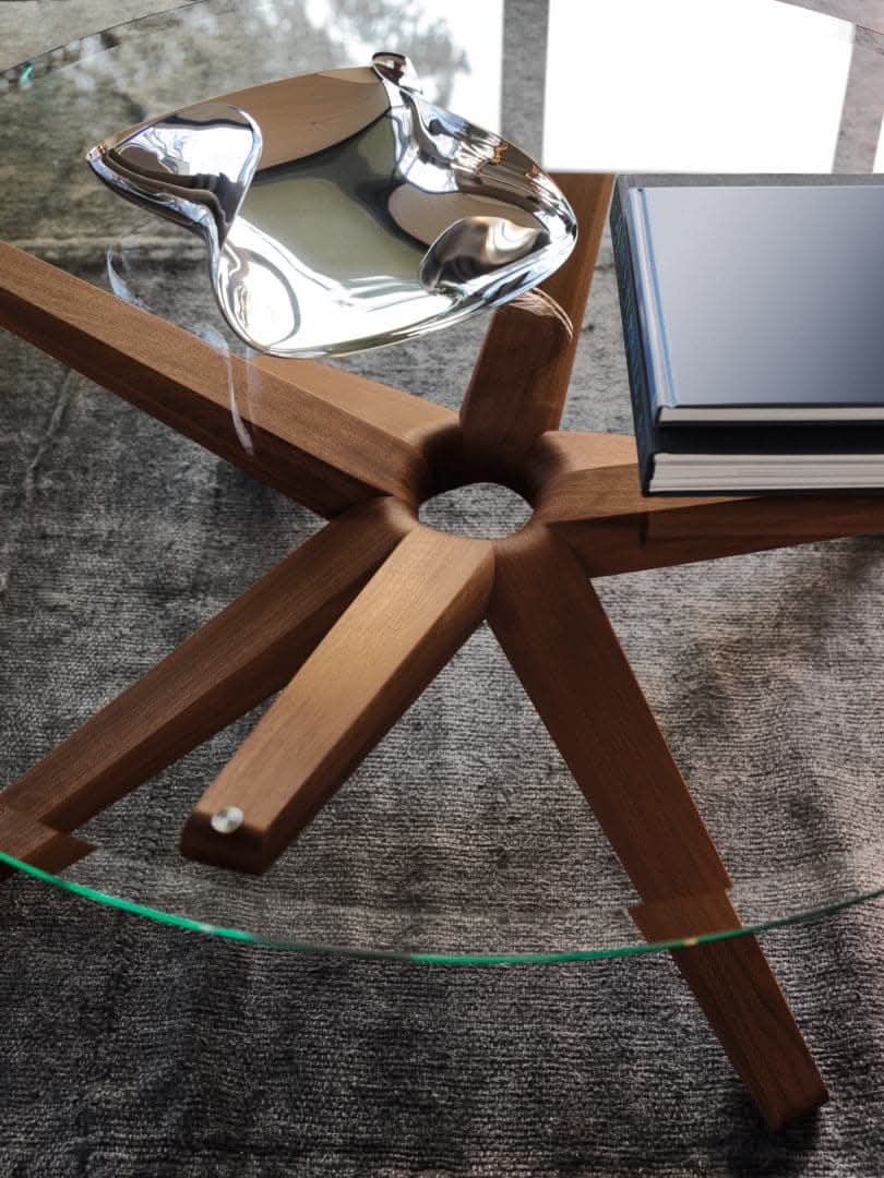 TEAM 7 stern coffee table. photo: TEAM 7 - Available in Canada at The Mattress & Sleep Co.