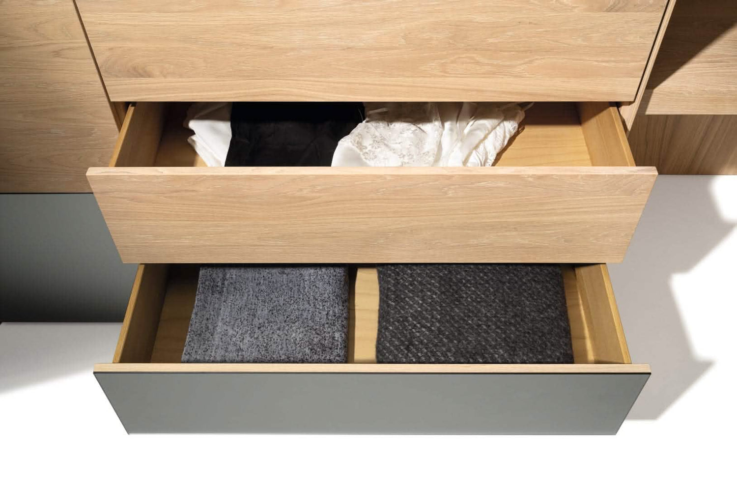 TEAM 7 valore wardrobe 10. photo: TEAM 7 - Available in Canada at The Mattress & Sleep Co.