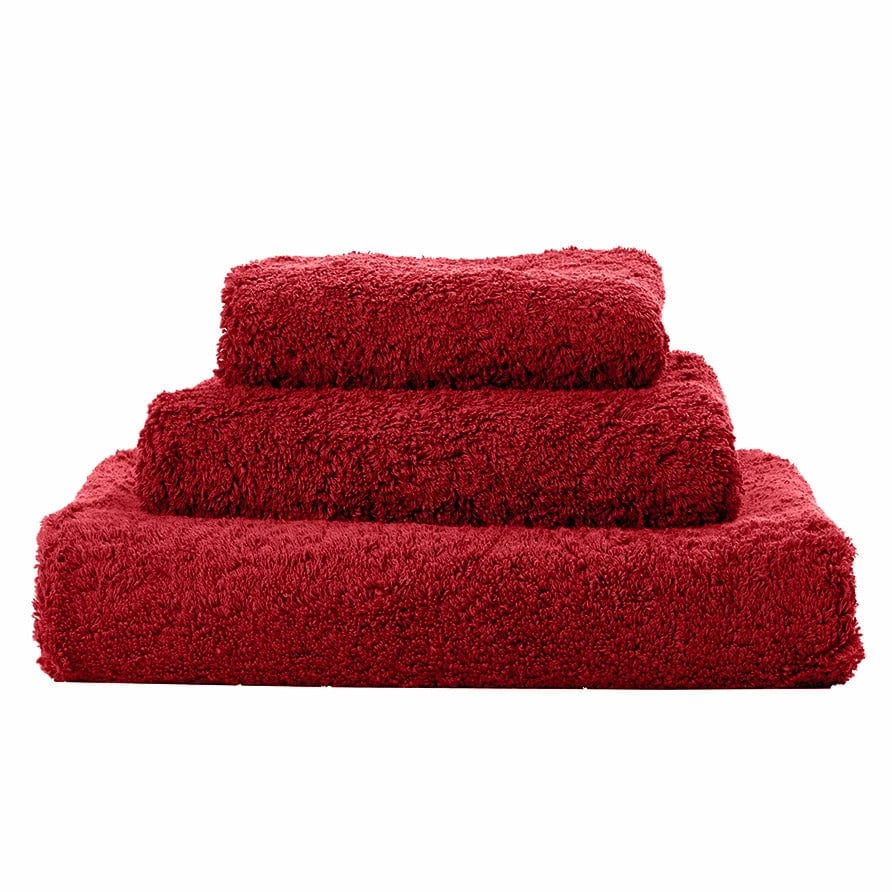 Super Pile Towels in 552 Lipstick