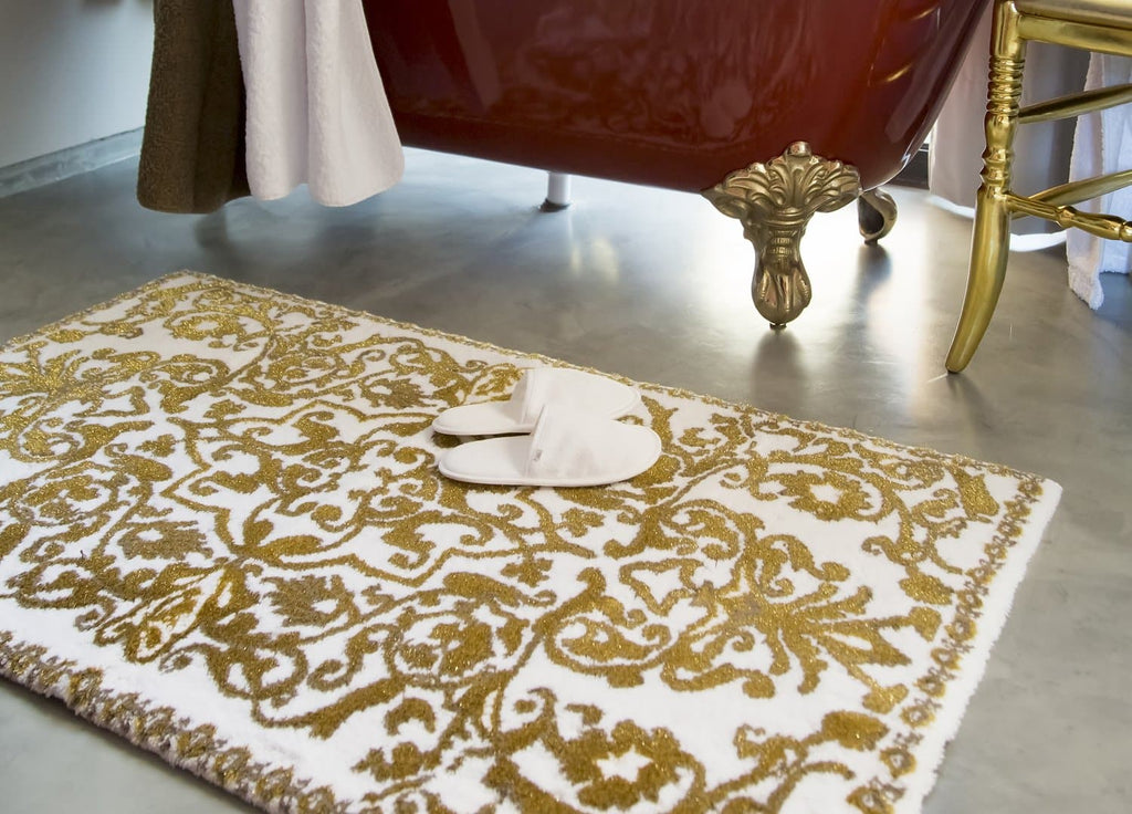 Perse Rug in 800 Old Gold